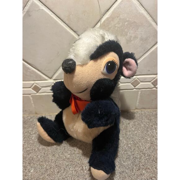 Disney Flower Skunk Bambi Plush Vintage Knickerbocker toy 8"-Preowned - Picture 2 of 4